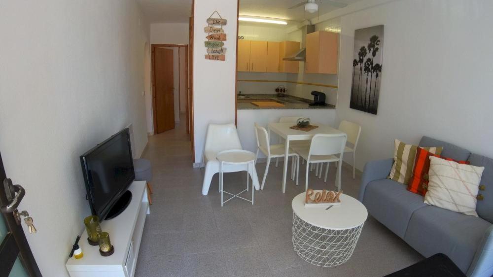 Encantador Apartamento Gaviotas Cerca De La Playa Appartement Calafat Buitenkant foto